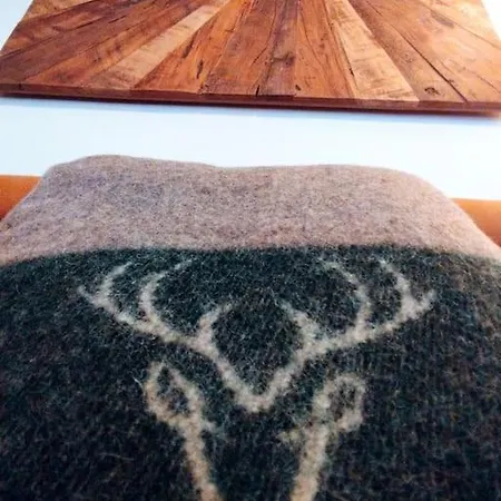 Celerina Retreat - Year Round Adventure Hub Апартаменты Челерина