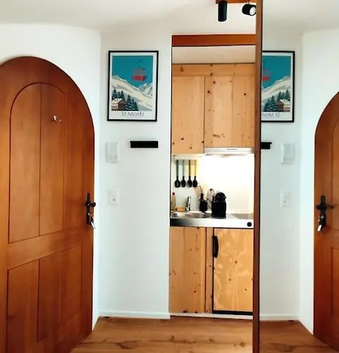 Celerina Retreat - Year Round Adventure Hub Апартаменты Челерина