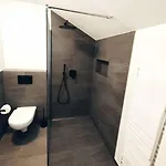 Celerina Retreat - Year Round Adventure Hub Apartman *